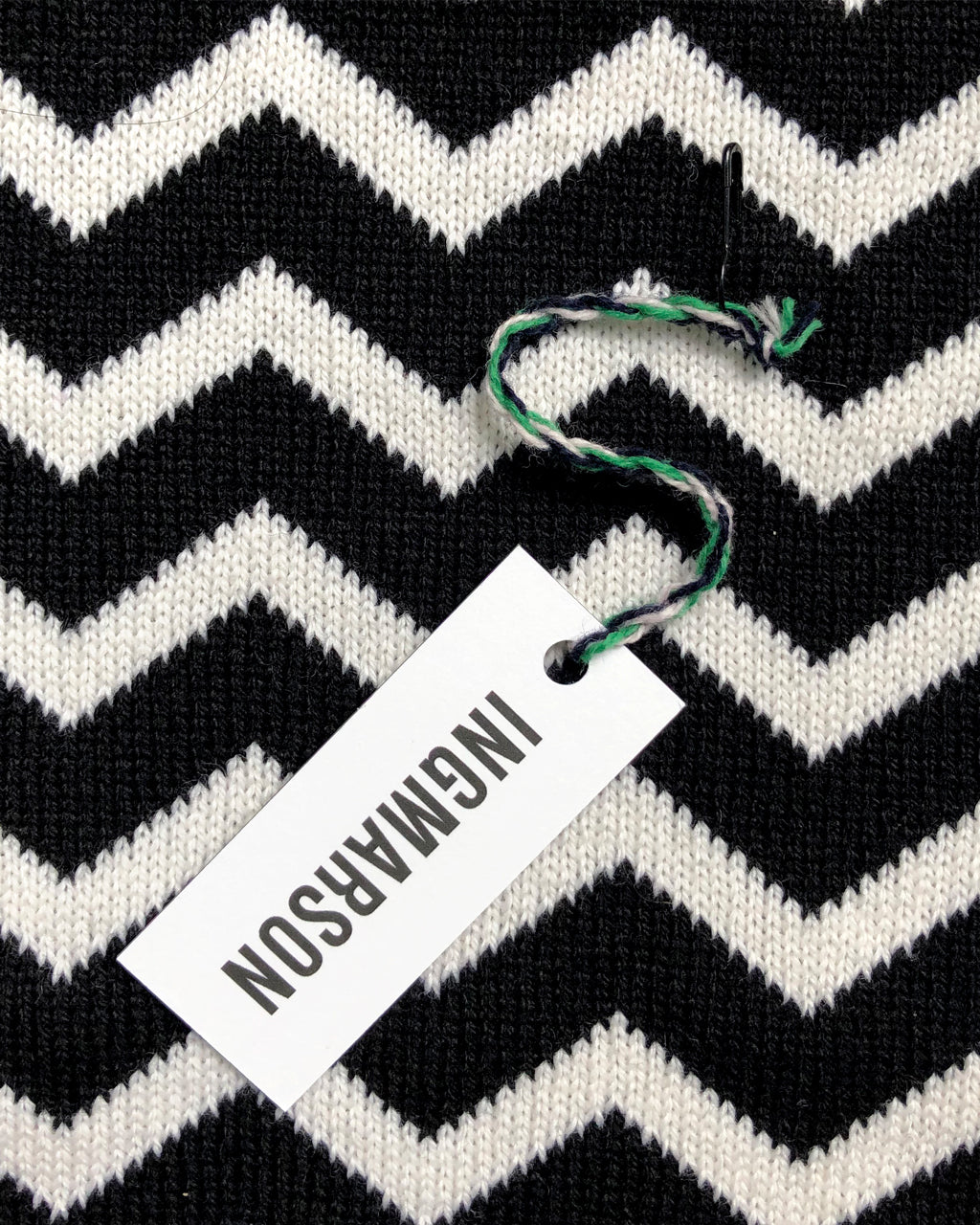 Chevron Wool and Cashmere Scarf in Black