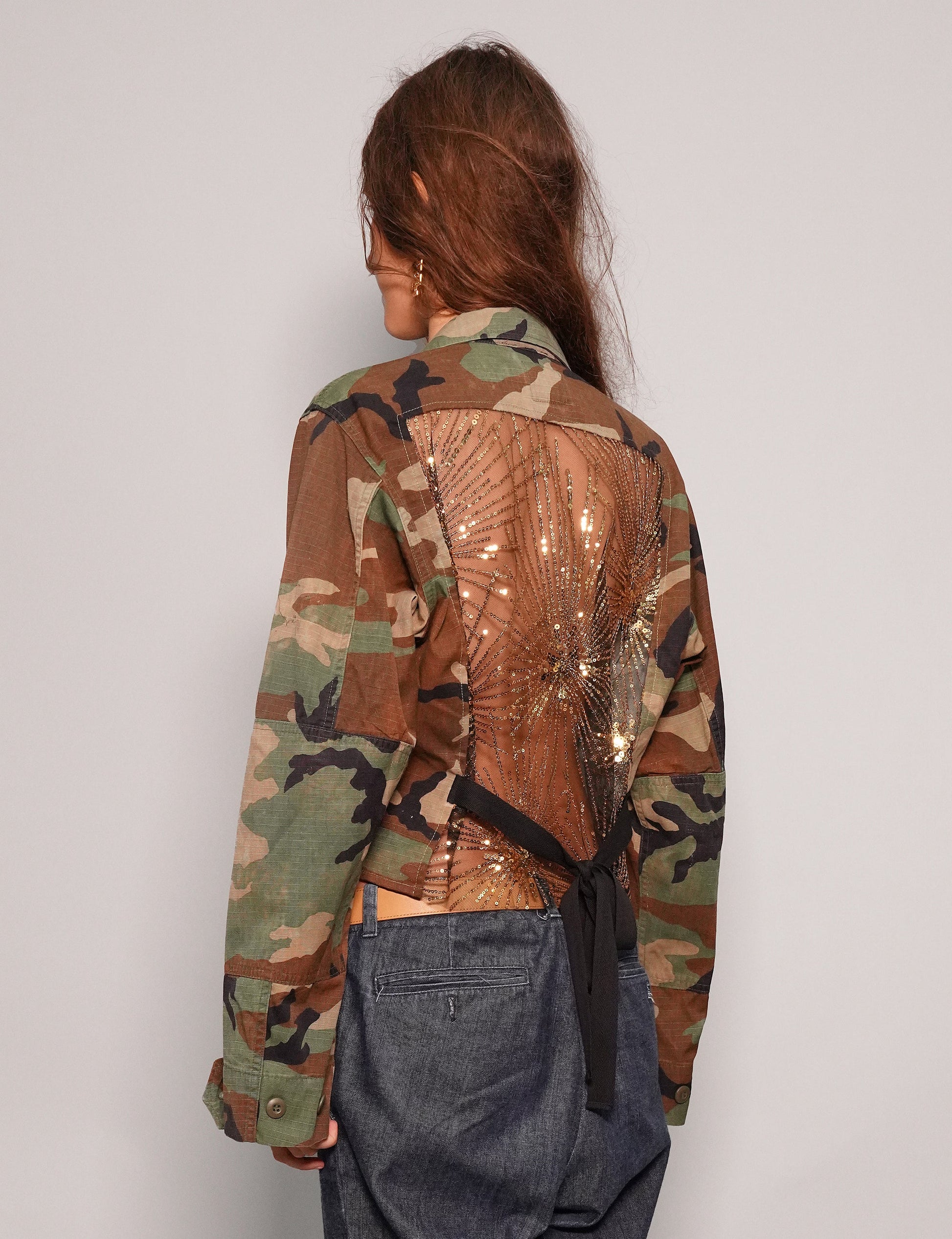 Cropped Party Back Shirt Gold Sequin Camo