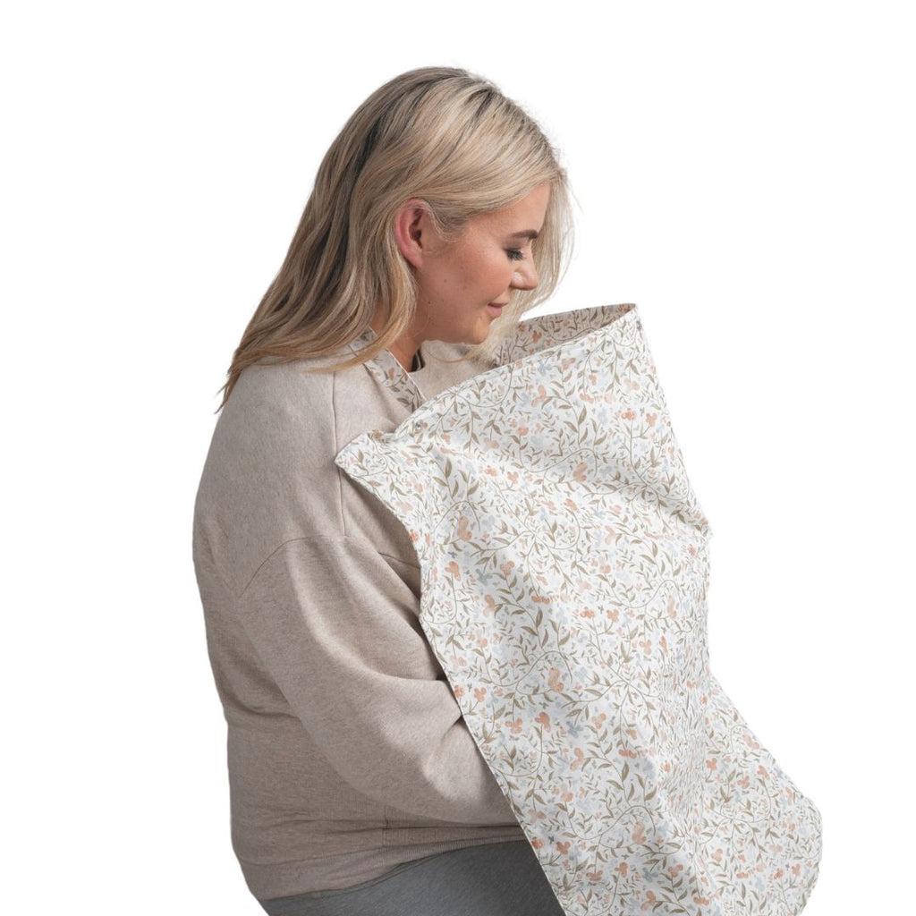 Nursing Privacy Cover in Sweet and Wild