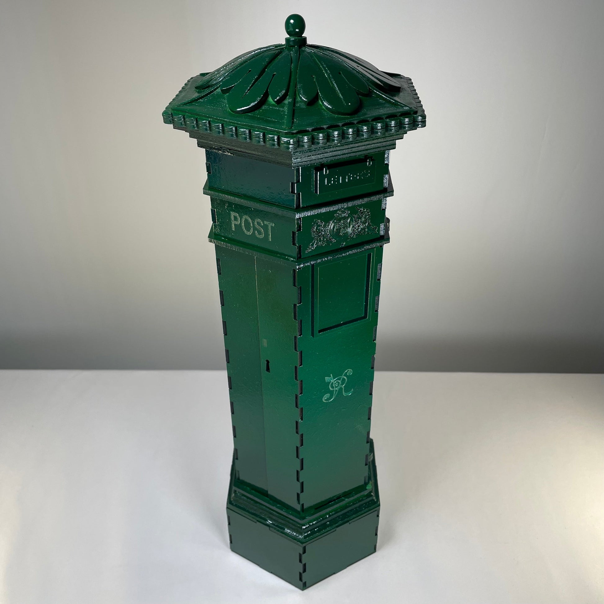 Penfold Pillar Post Box Pre-Built Model