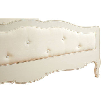 White Kingsize Bed with Buttoned Headboard