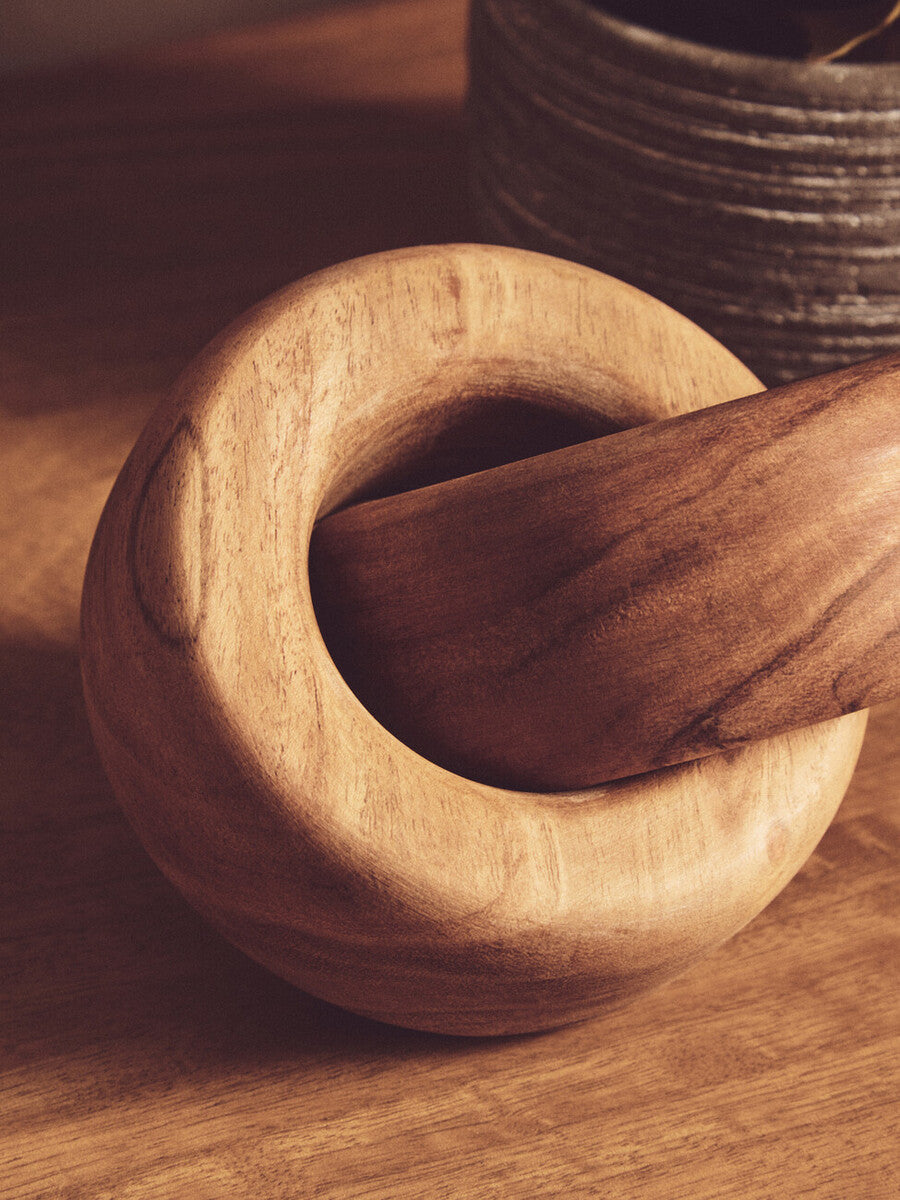 Natural Wood Knot Decor