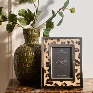 4 by 6 inch Leopard Design Photo Frame