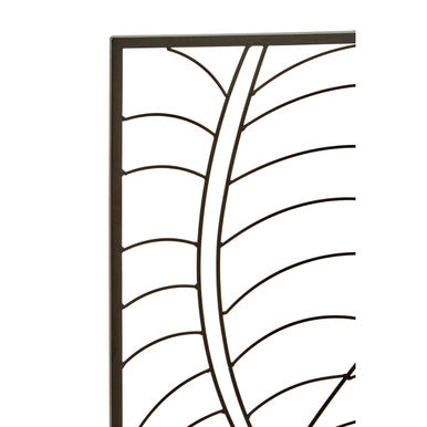 Small Black Metal Frame Leaf Design Wall Art