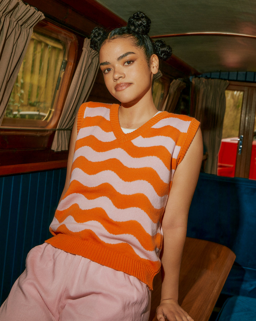 Waves Vest Wool and Cashmere Orange and Pink