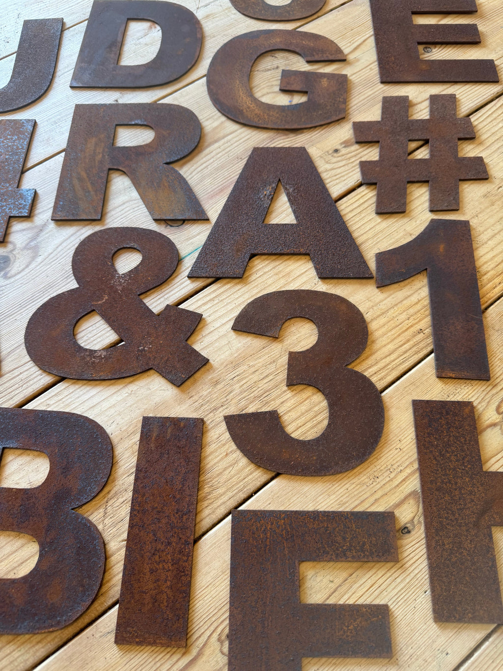 5 inch Fat Font Rusty Metal Letters A-Z 0-9