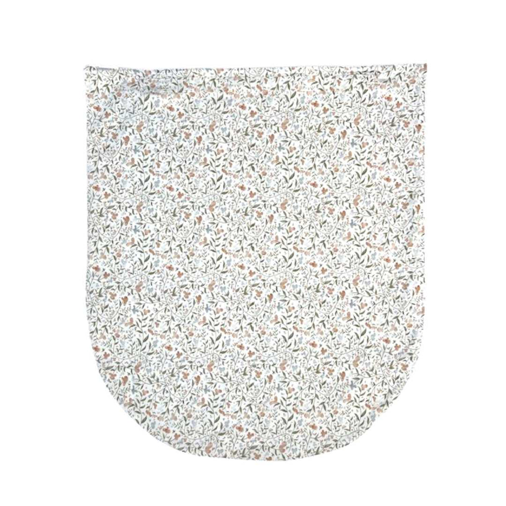 Nursing Privacy Cover in Sweet and Wild