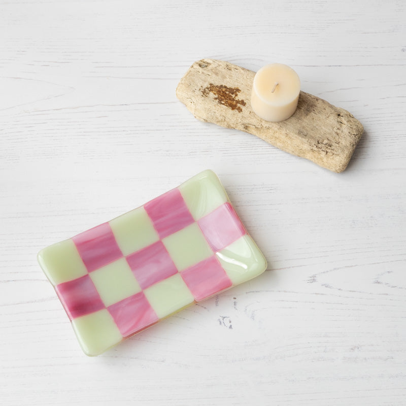 Chequered Dual Colour Medium Glass Tray 15cm