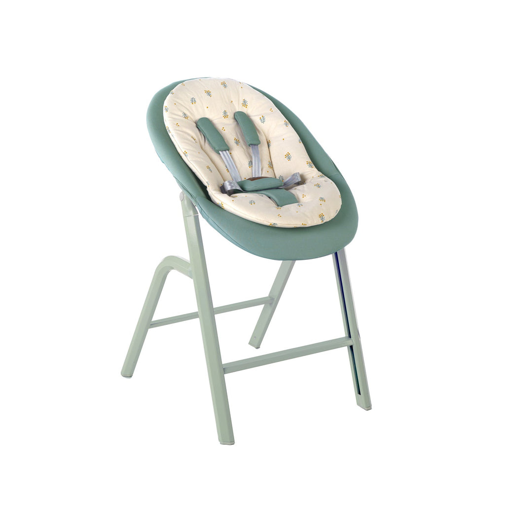 Noah Convertible Highchair and Newborn Rocker Kit in Beechwood