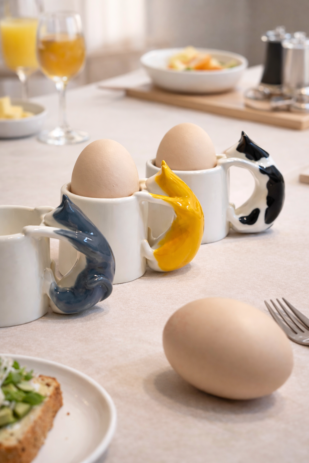Cat Egg Cup (ORANGE) – A Playful Ceramic Breakfast Object | 4am Product Design