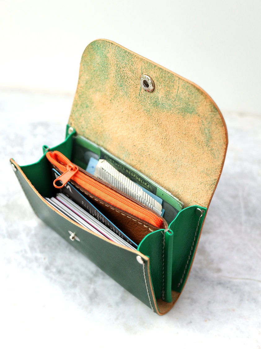 FRIDAY Handmade Green Leather Wallet – Secure & Spacious by TOKS VISOKS at www.brixbailey.com