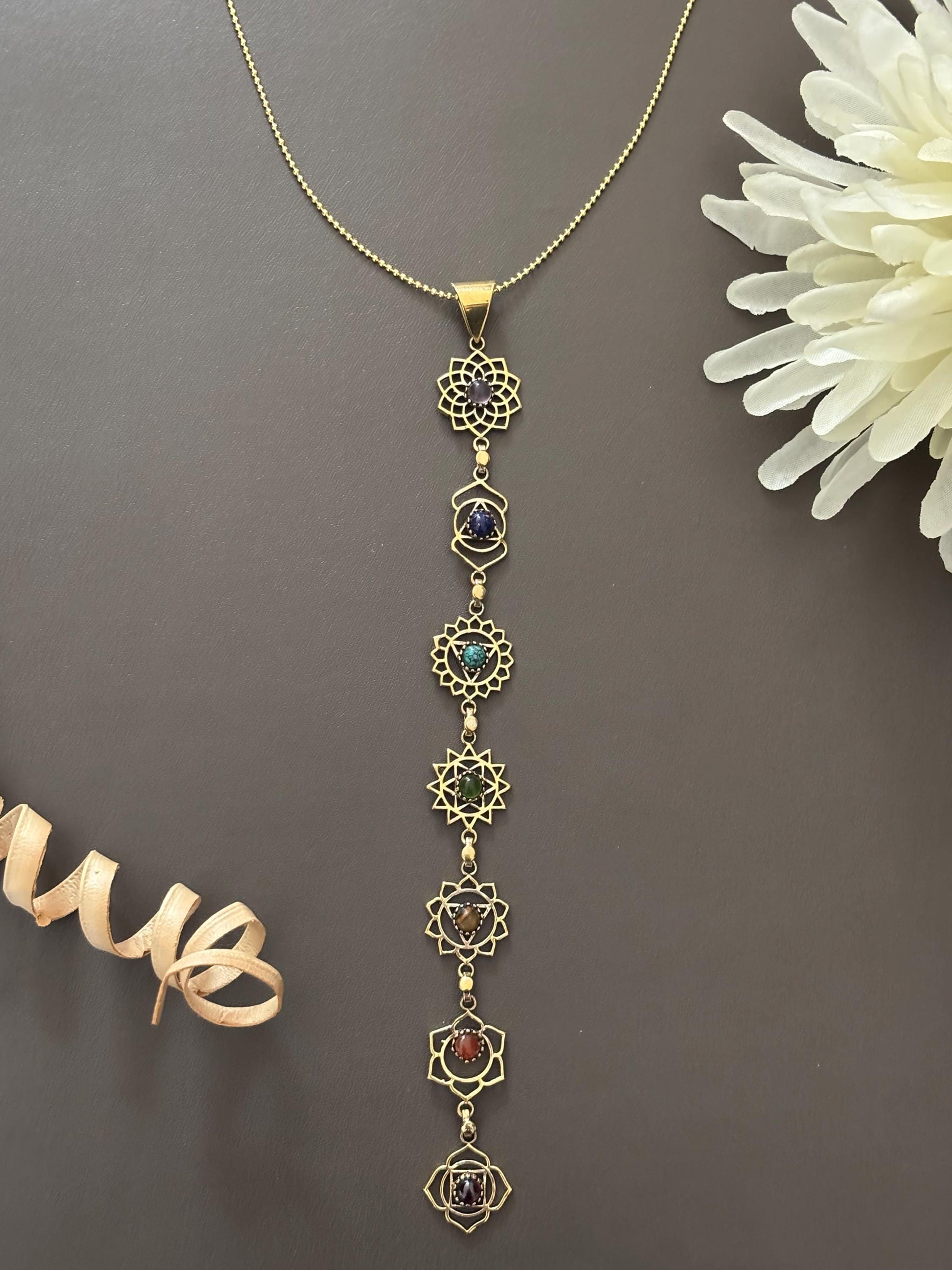 7 Chakra Energy Healing Pendant Necklace in Gold and Silver