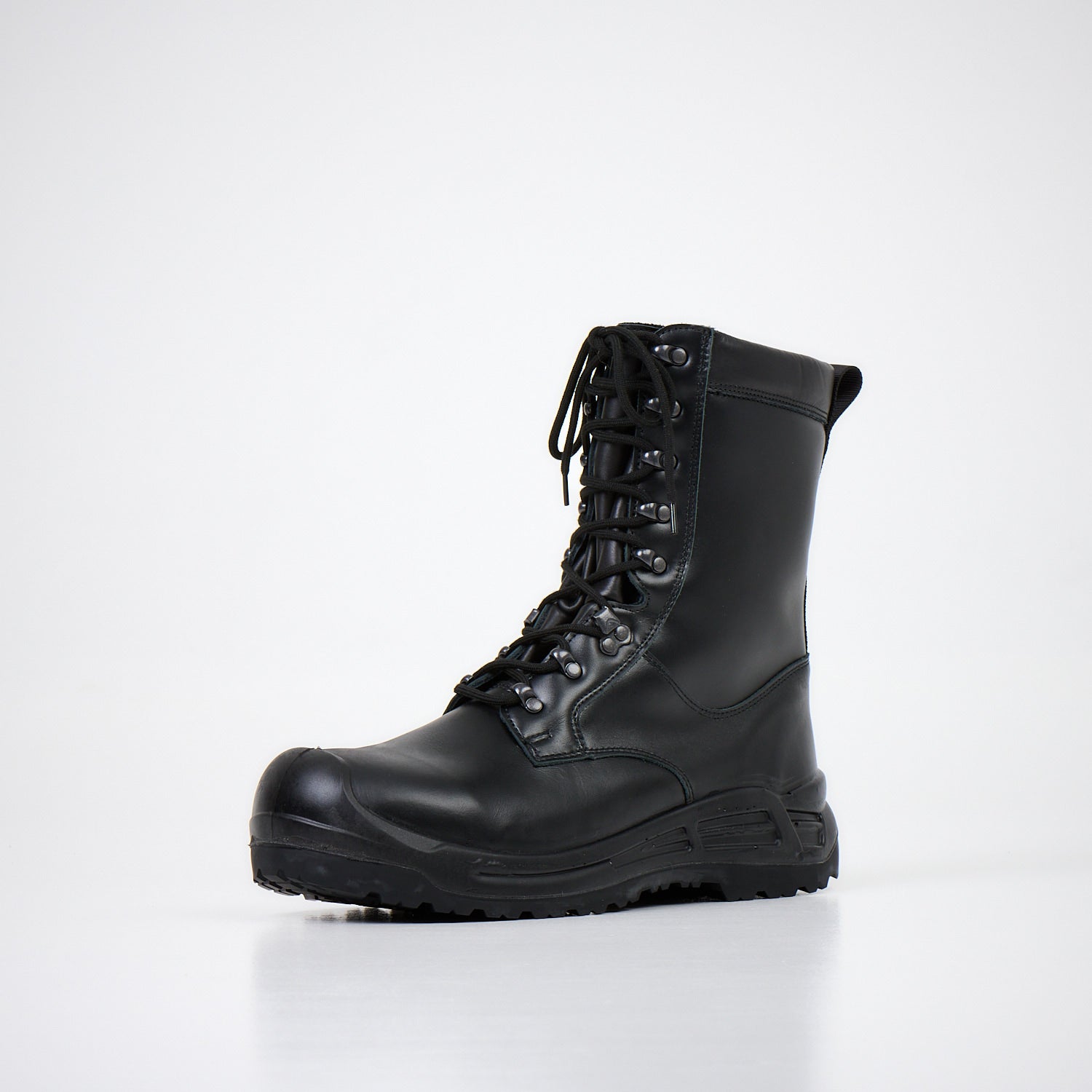 Samelin 749402100 Leather Boots – Waterproof & Durable for Winter by Samelin at www.brixbailey.com