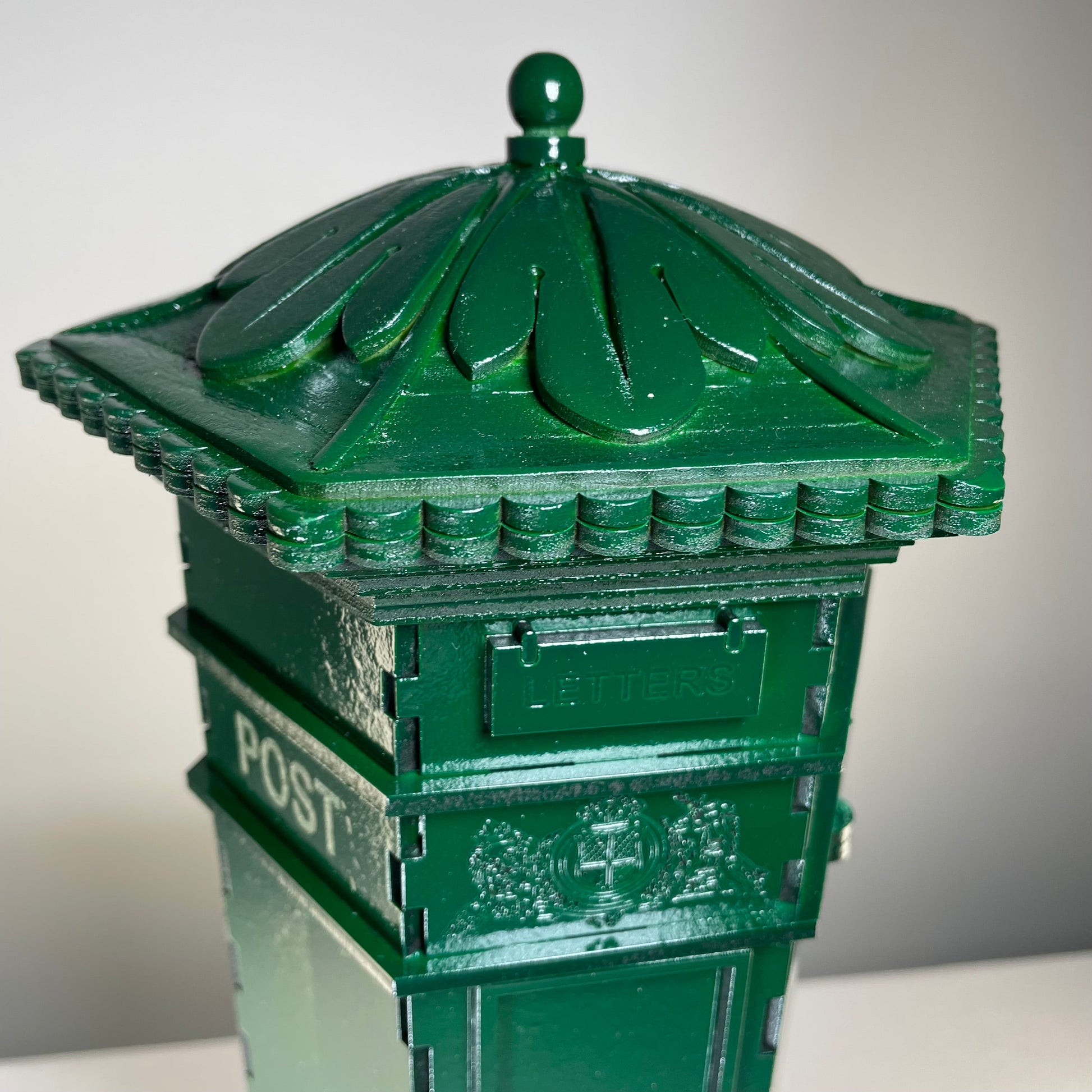 Penfold Pillar Post Box Pre-Built Model
