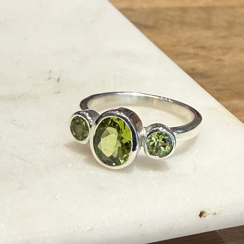 Silver Peridot Trilogy Empire Ring