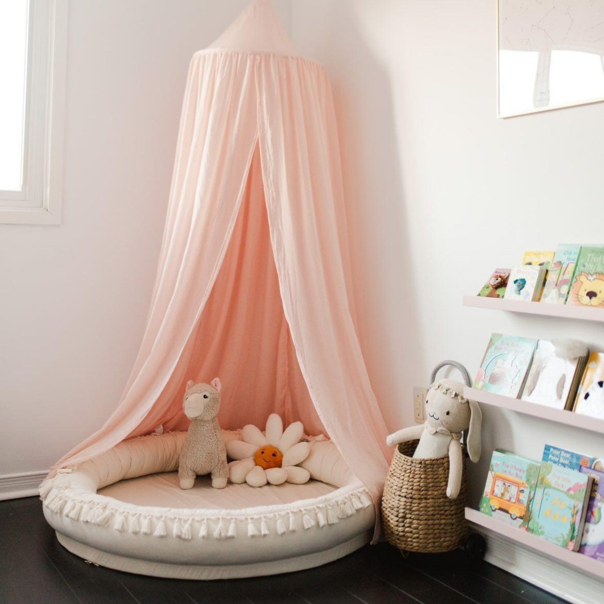 Large Round Nest Play Mat and Kids Lounger in Ecru