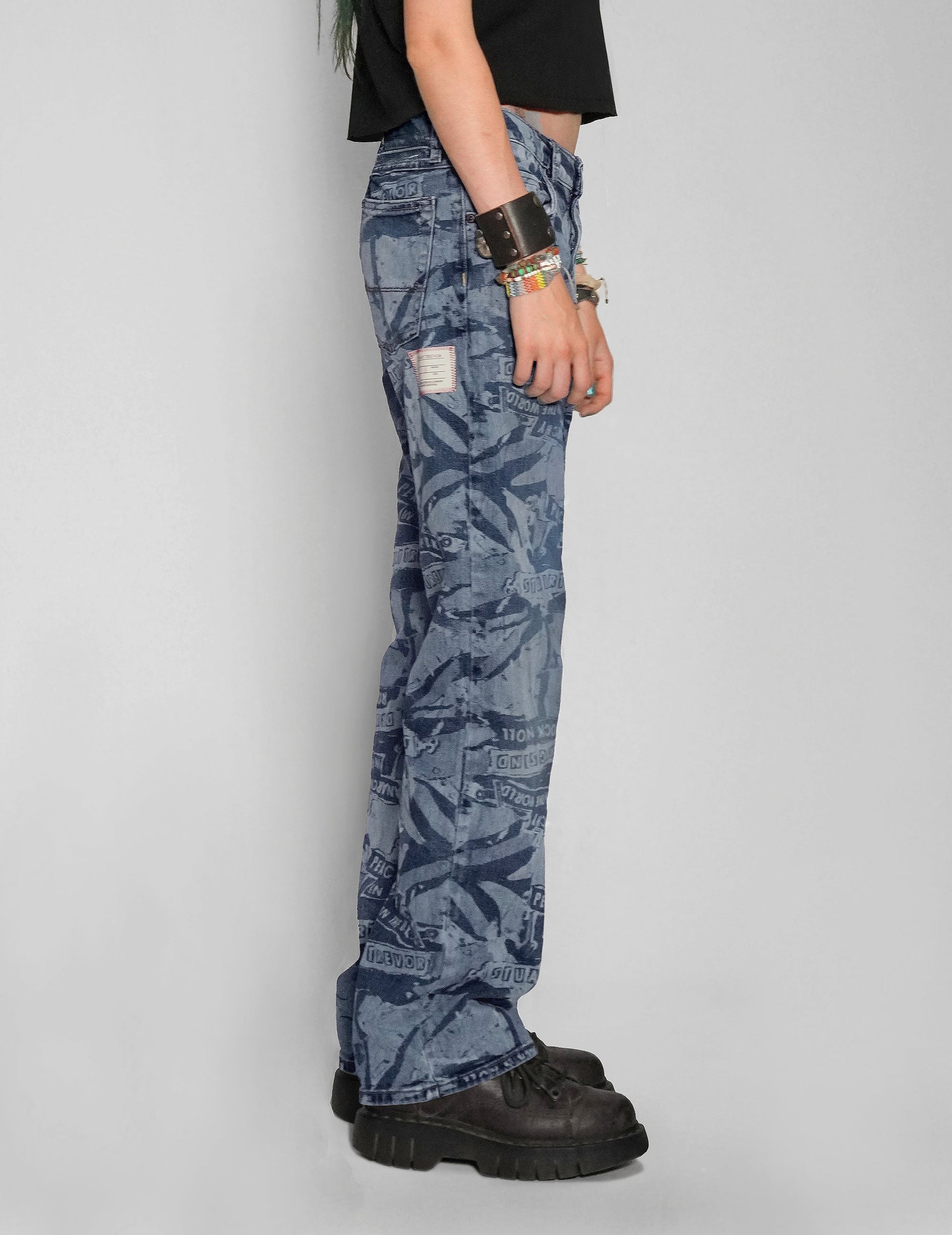 Peace Laser Print Jeans in Blue