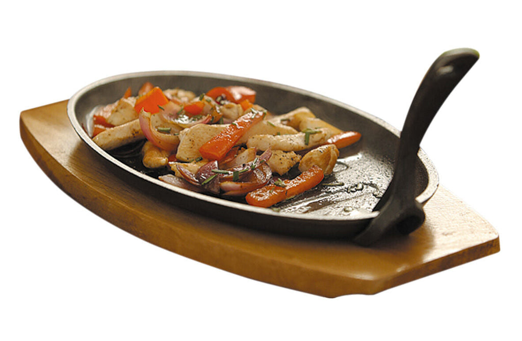 Large Cast Iron Sizzler Dish with Wooden Serving Tray