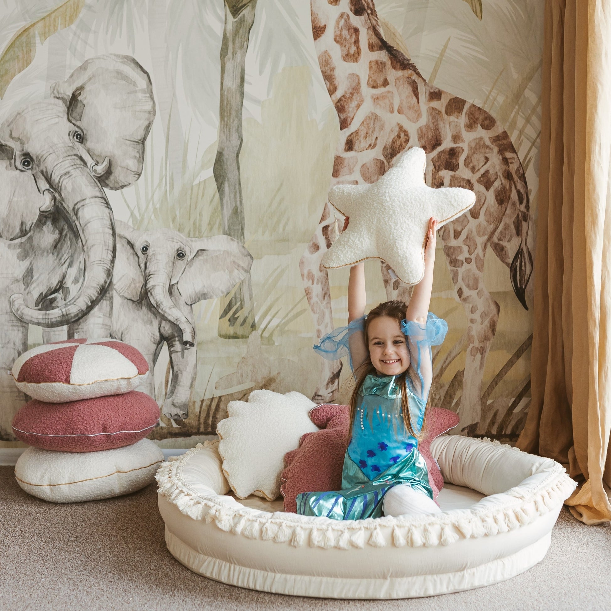 Large Round Nest Play Mat and Kids Lounger in Ecru