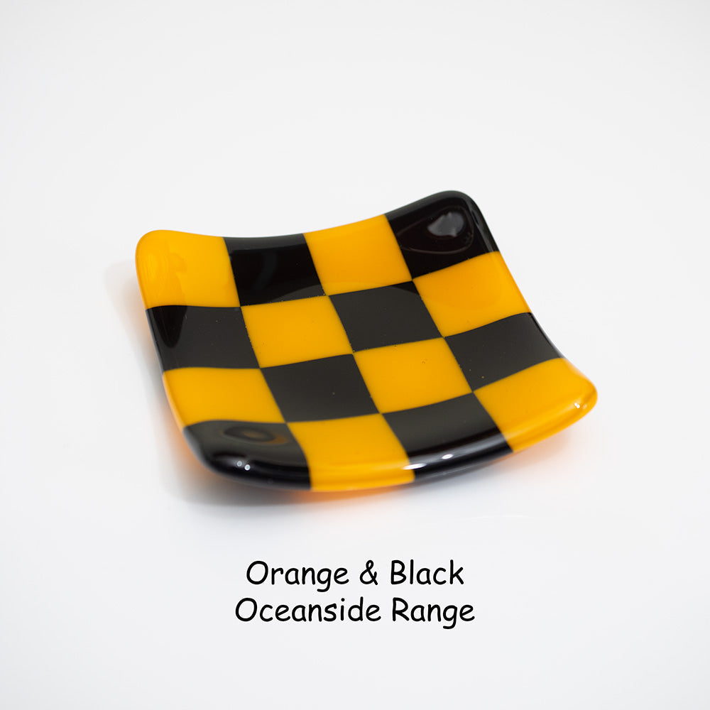 8cm Chequered Dual Coloured Shallow Dish Oceanside