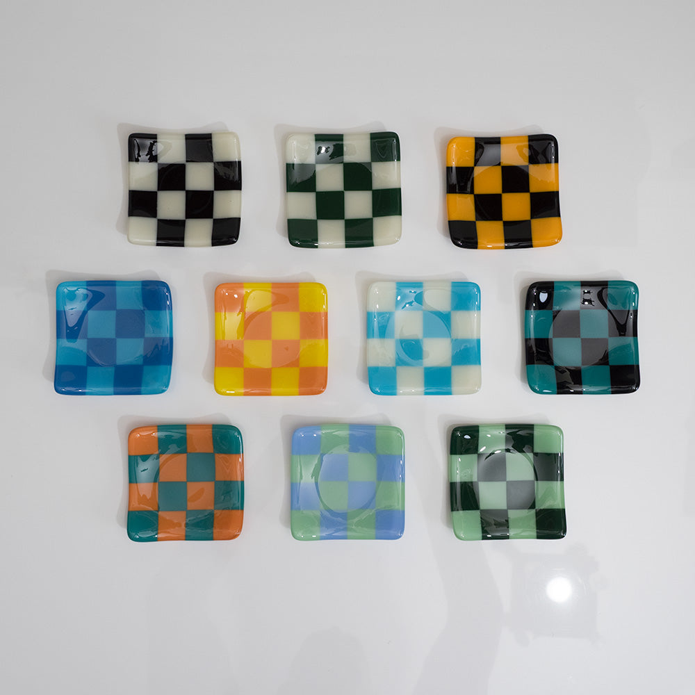 8cm Chequered Dual Coloured Shallow Dish Oceanside