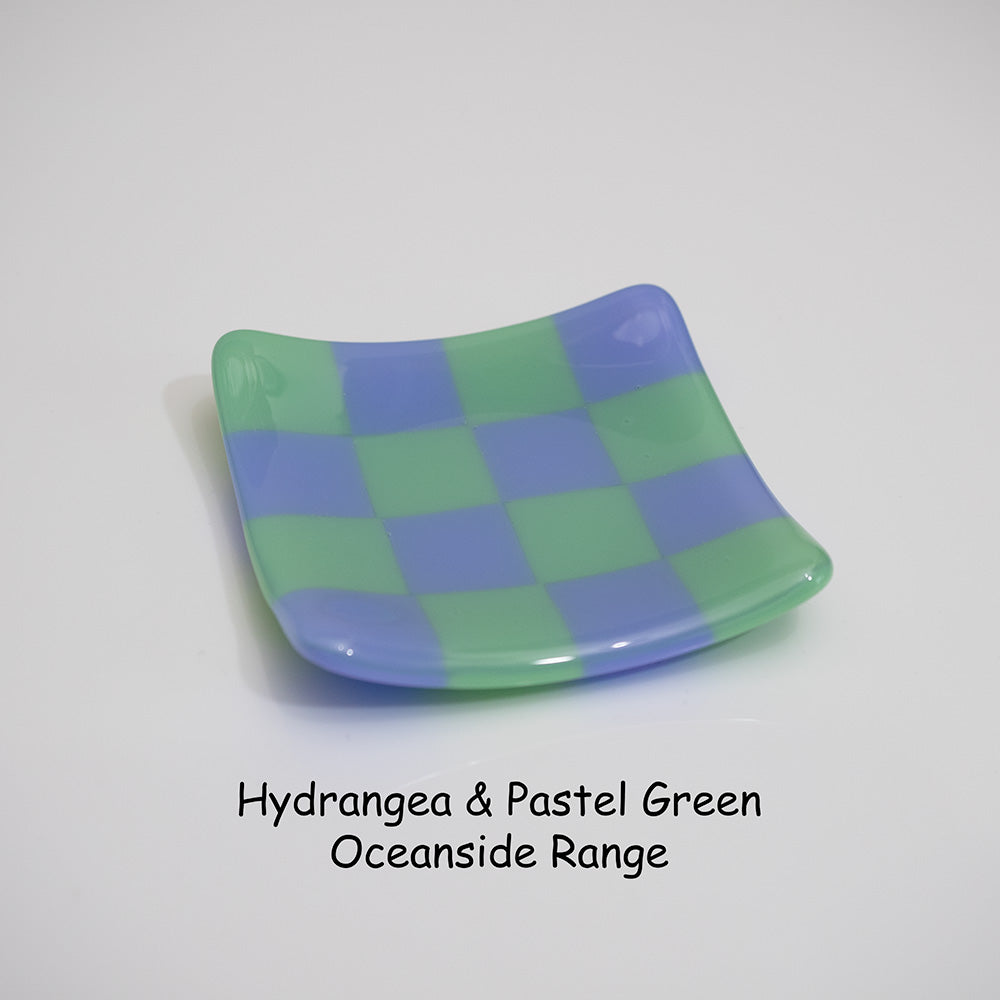 8cm Chequered Dual Coloured Shallow Dish Oceanside