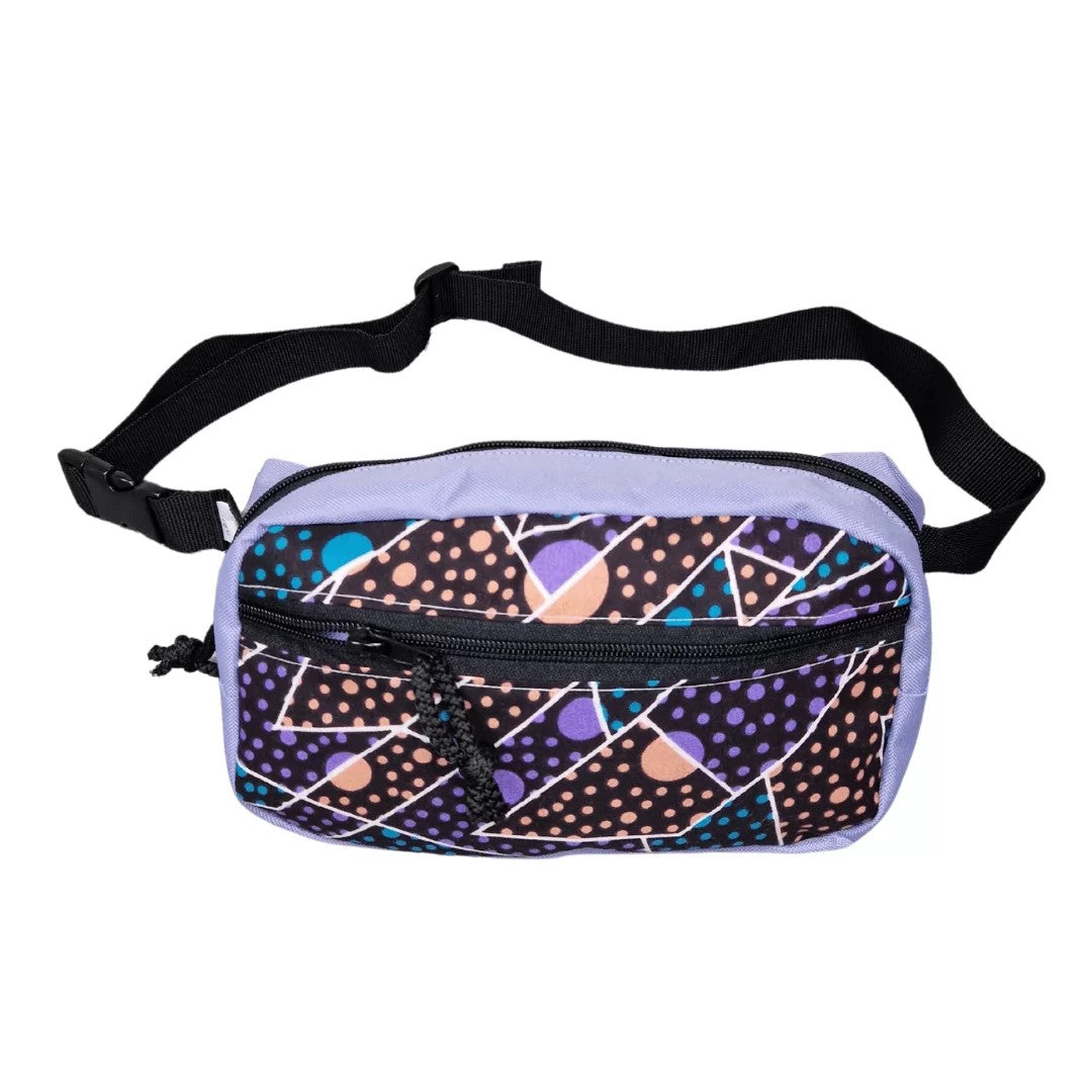 Super Spacious Dog Treat Pouch – Secure & Adjustable by Drinbags at www.brixbailey.com