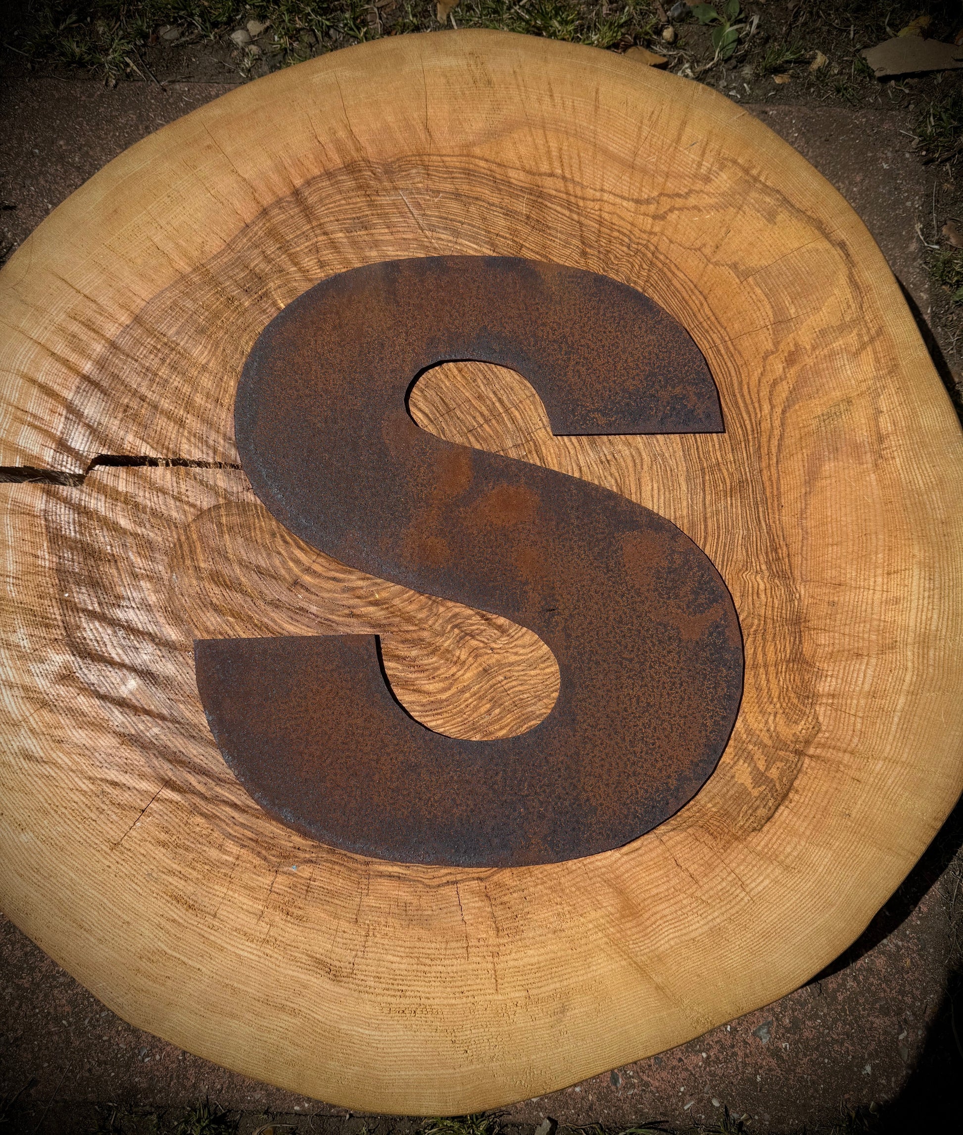 12 Inch Rusty Metal Letters A-Z 0-9