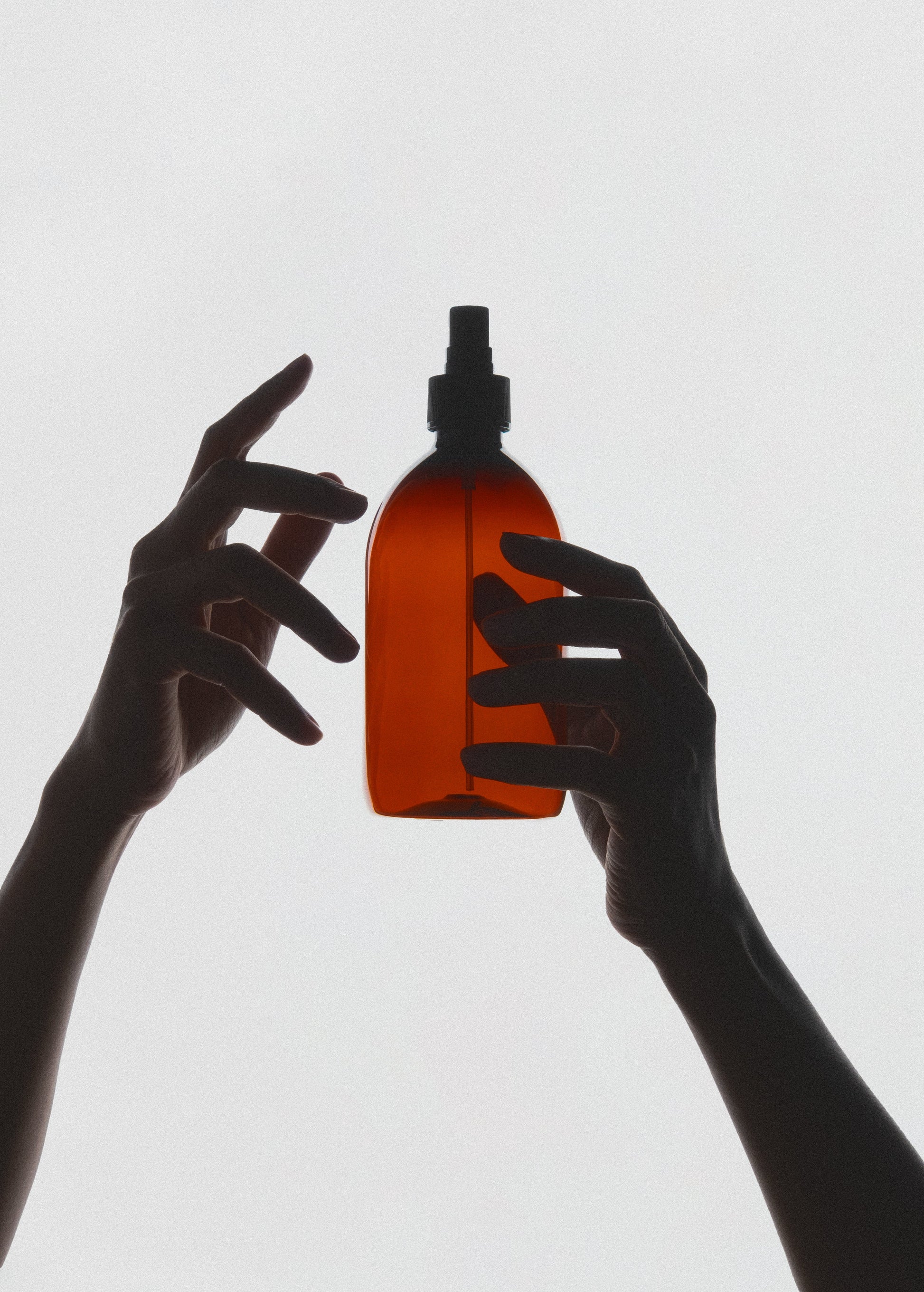 Amber Plastic Spray Atomiser Bottle