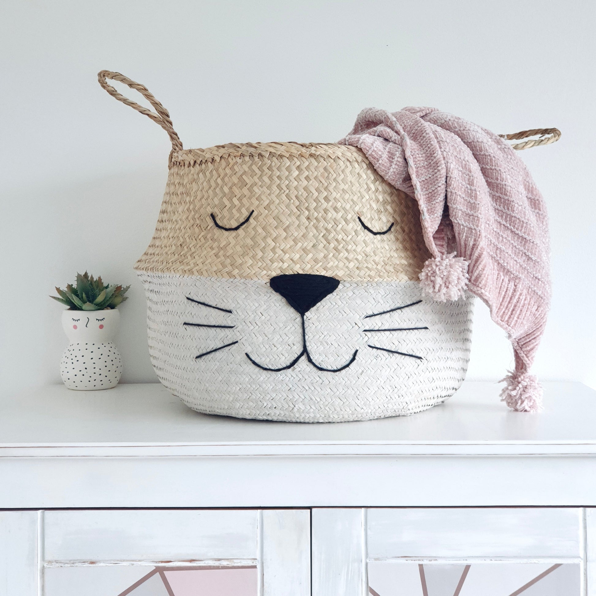 White Bottom cat Whiskers Basket - Extra Large