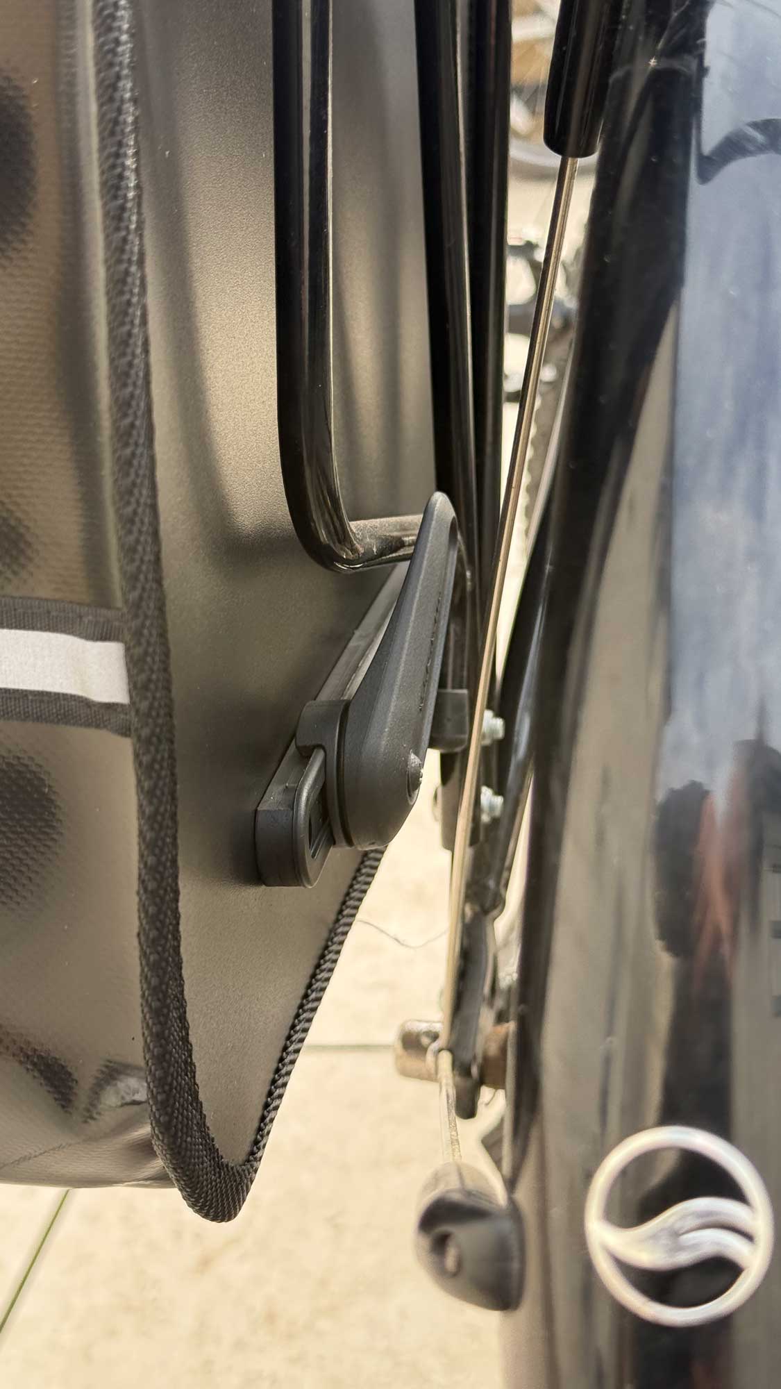 Classic Single Pannier Bag for Bicycle Rear Carrier Rack in Folk Flowers