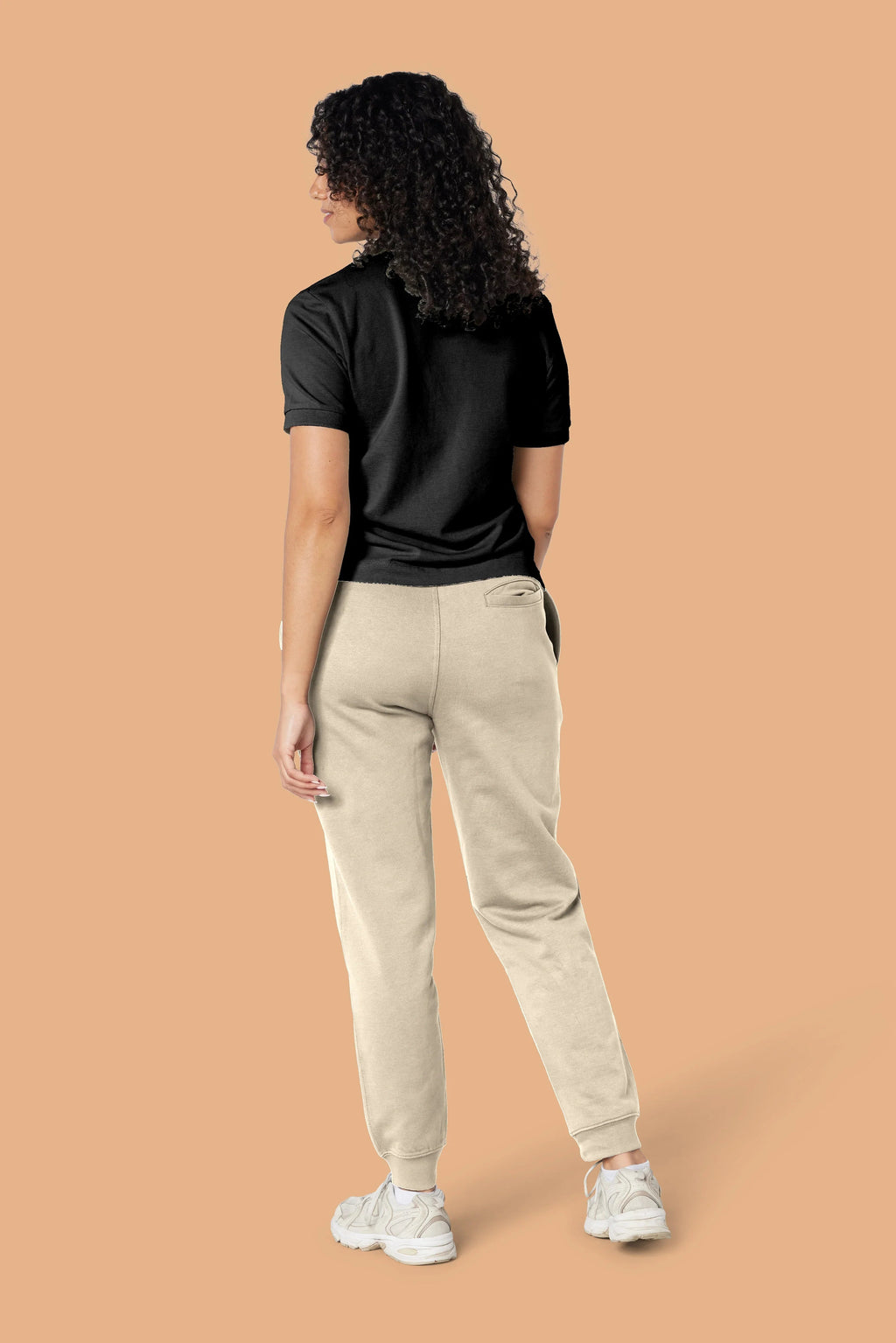 Embroidered P Joggers in Organic Cotton