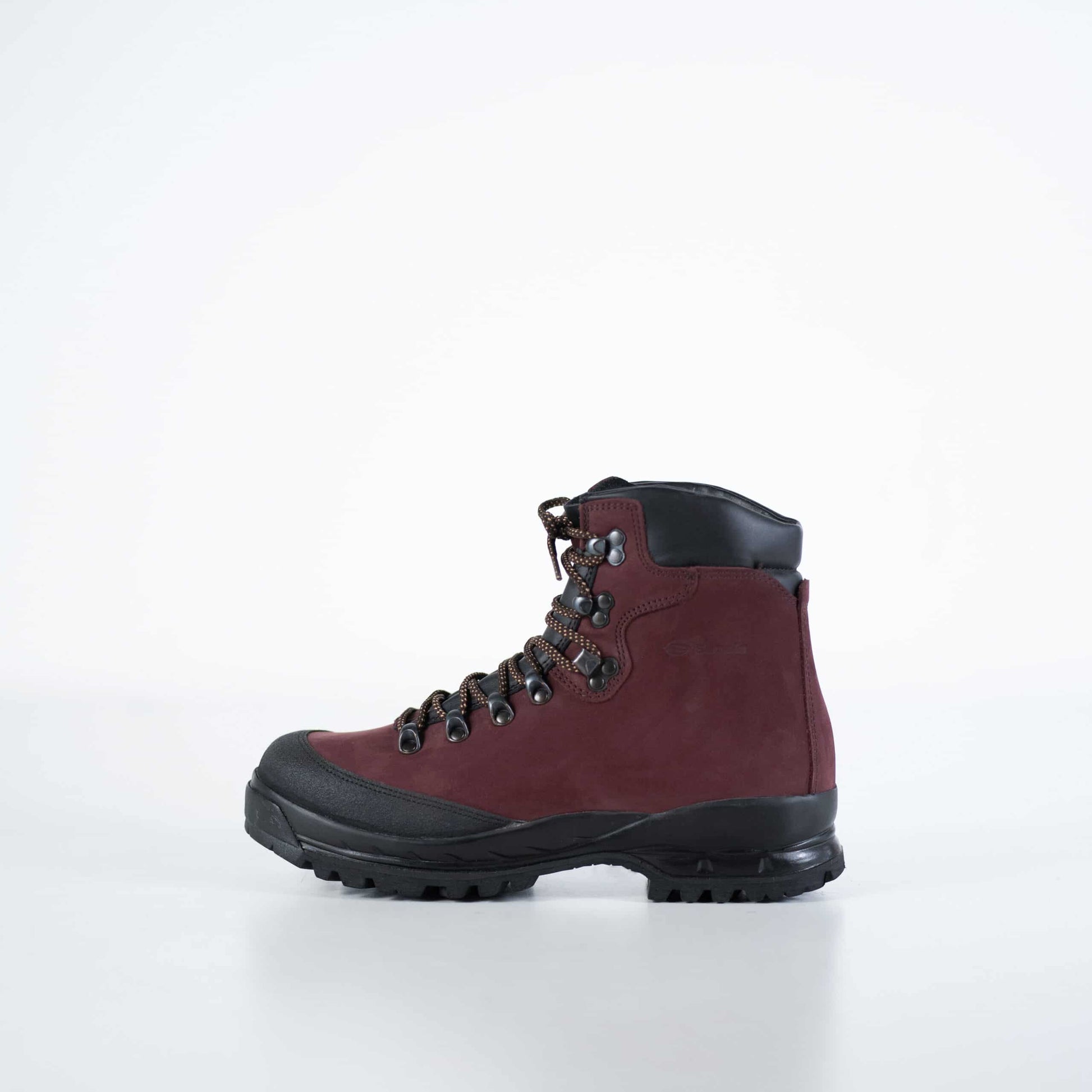 553P Tundra Hiking Boots – Durable, Waterproof & Comfortable by Samelin at www.brixbailey.com
