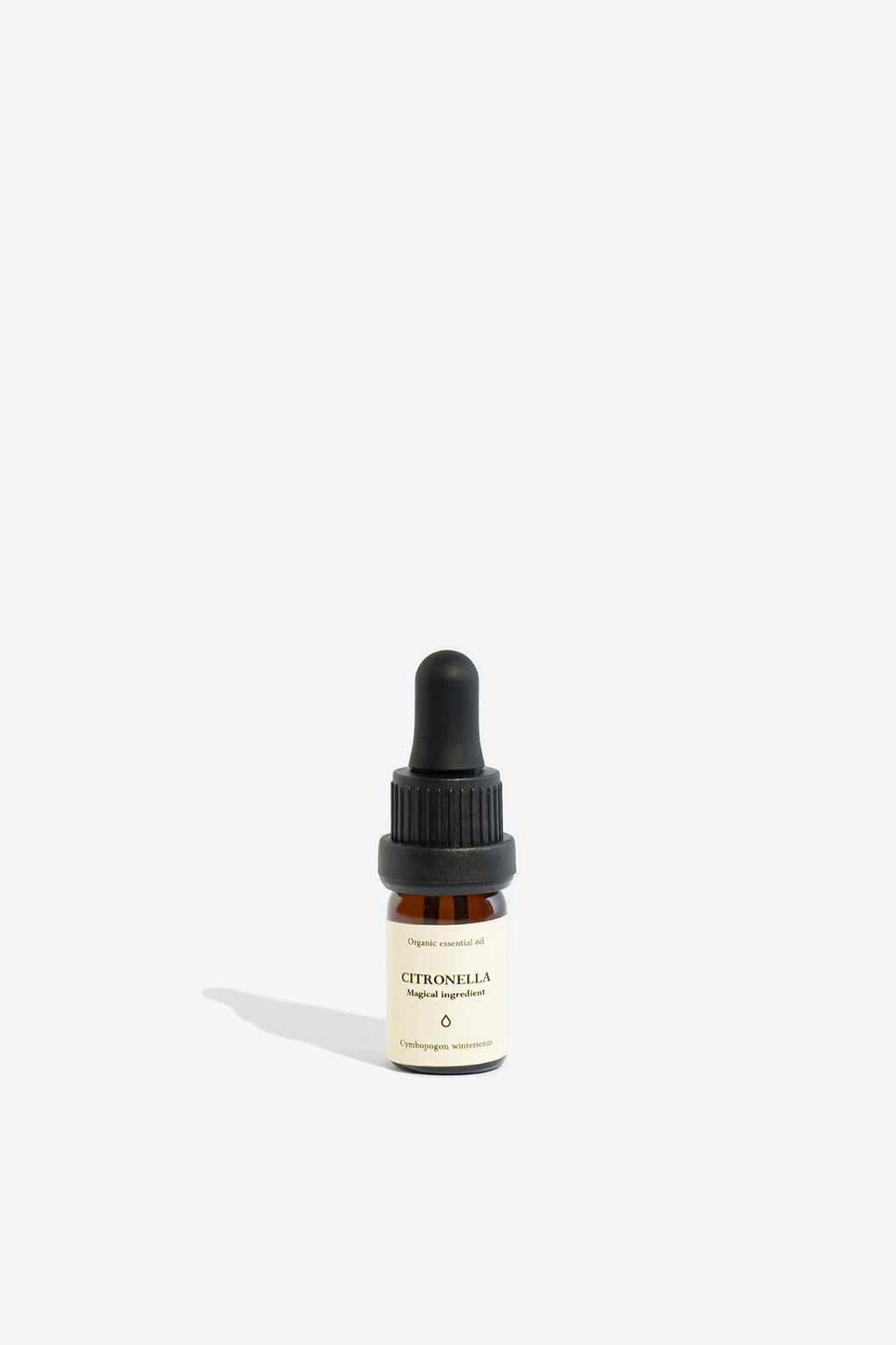 Lemongrass Essential Oil – Soothing & Energizing Aromatherapy by Smells Like Spells at www.brixbailey.com