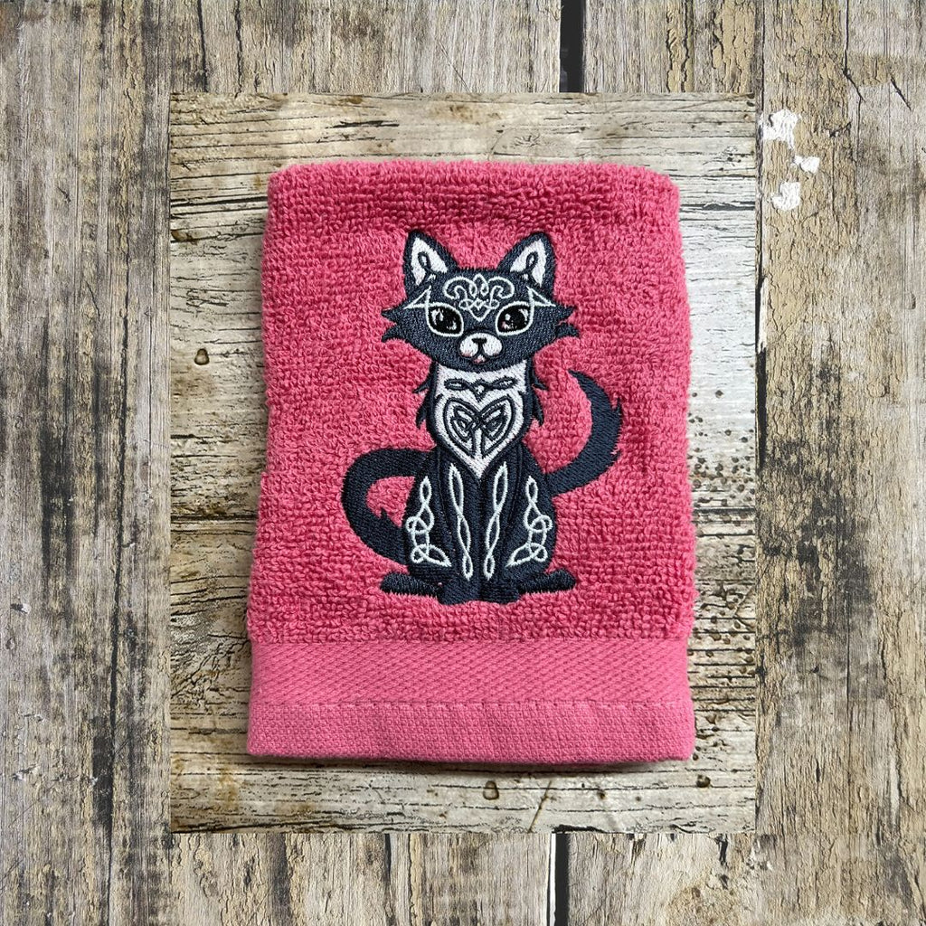 Celtic Cat Face Cloth