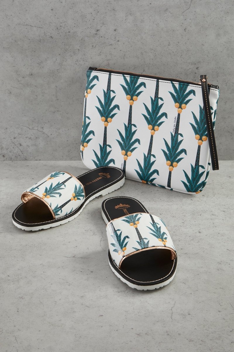 Coconut Printed Slide & Clutch Set