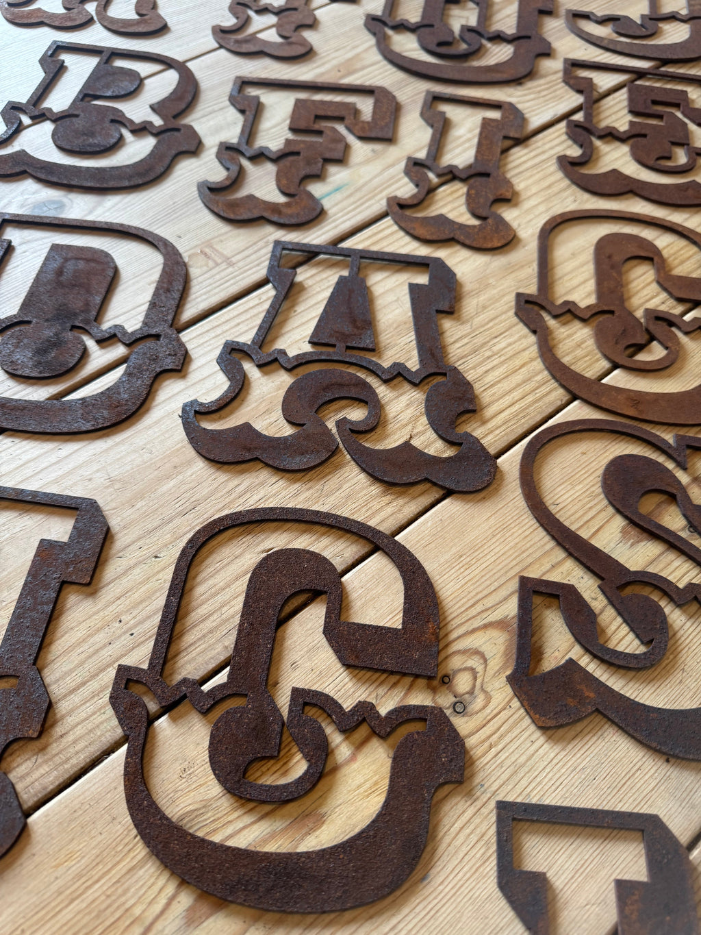 Rusty 5 Inch Carnival Metal Letters A to Z