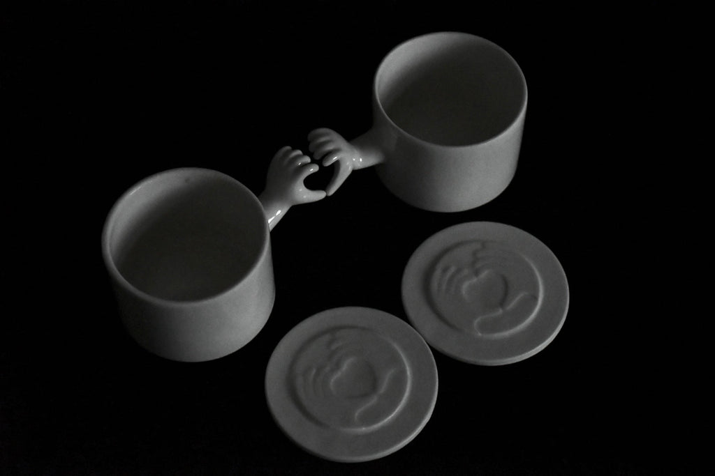 Gestures Porcelain Cup Set