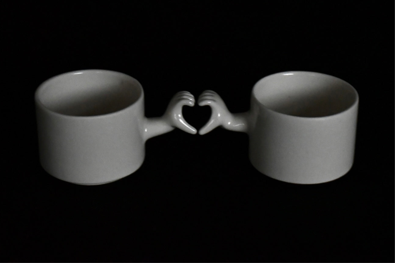 Gestures Porcelain Cup Set