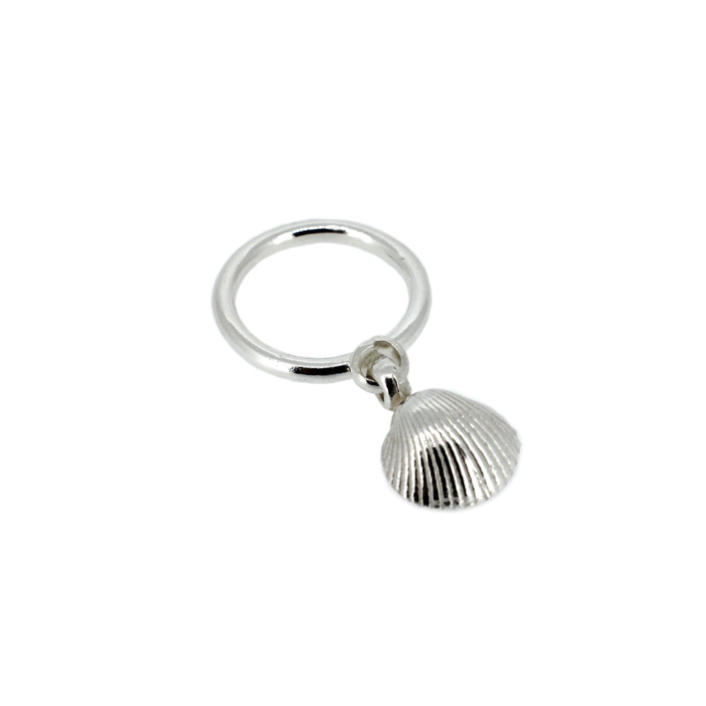Shell Dangle Ring in Recycled Silver