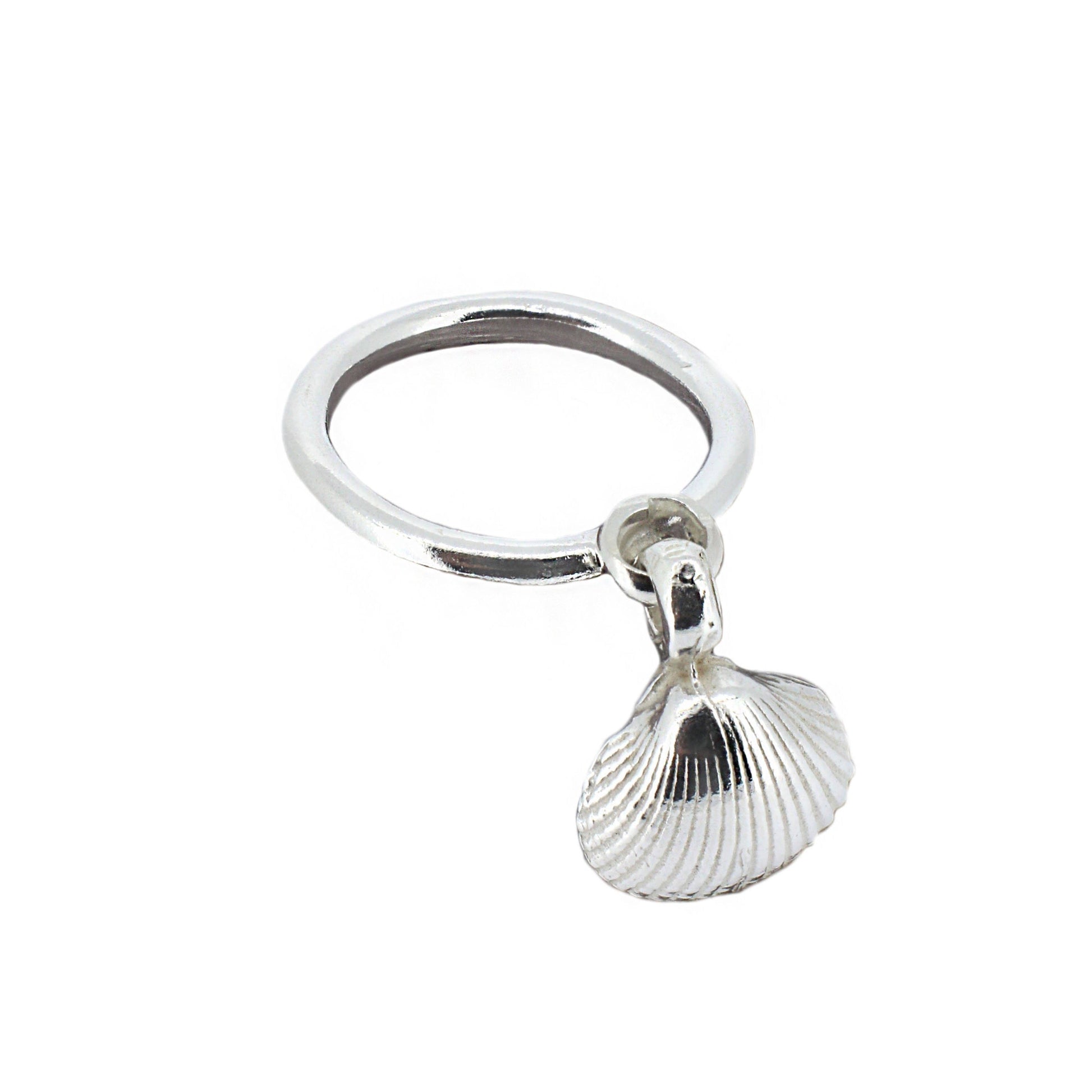 Shell Dangle Ring in Recycled Silver