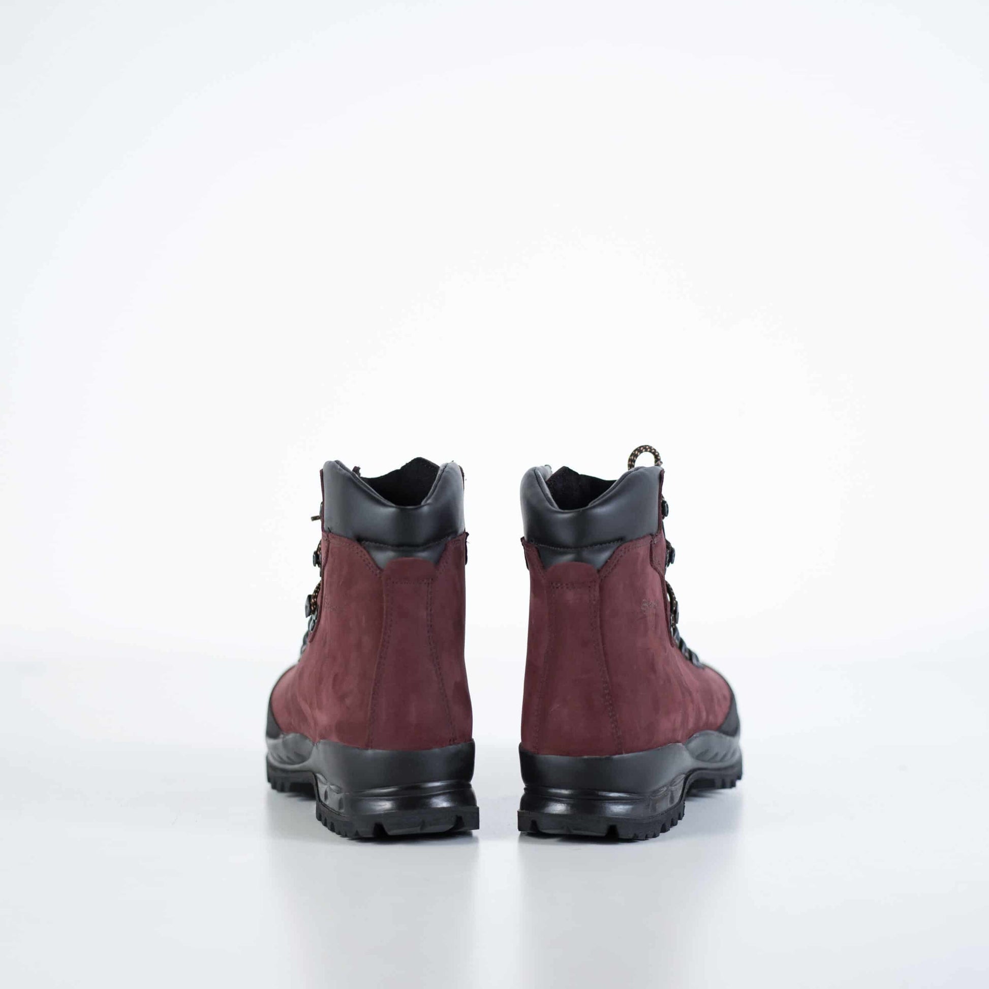 553P Tundra Hiking Boots – Durable, Comfortable & Waterproof by Samelin at www.brixbailey.com