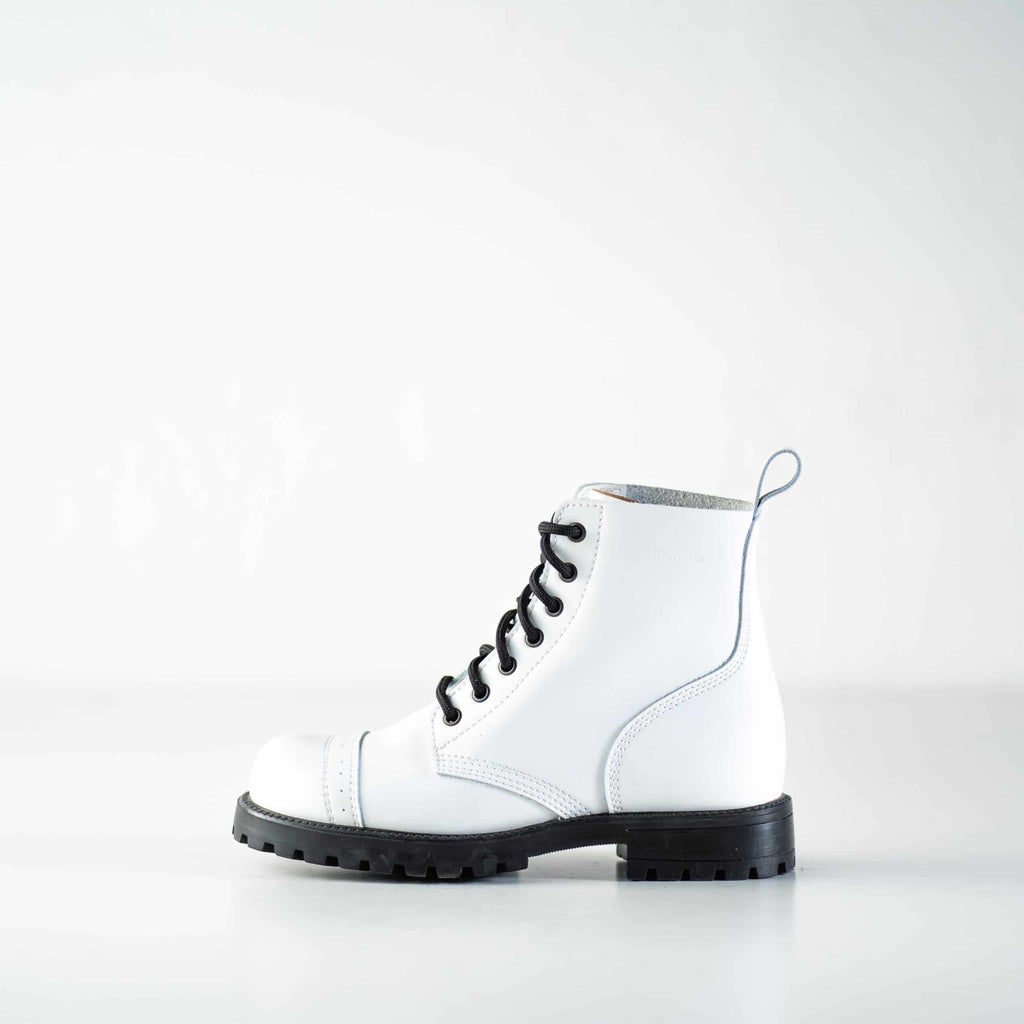 Aviator Boots 517 – Unisex, Water-Repellent Leather Boots by Samelin at www.brixbailey.com