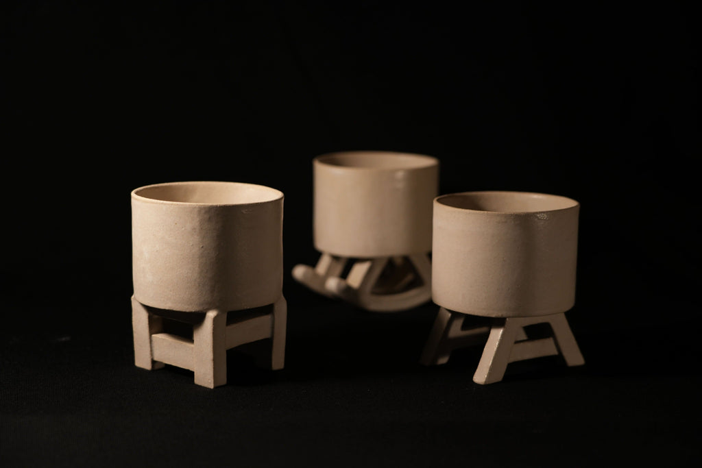 Straight Leg Whisky Cup with Chair Design