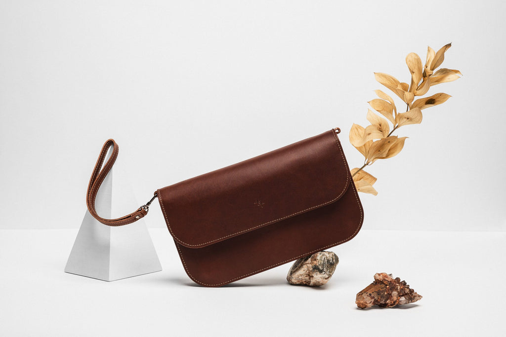 Model Baguette Leather Bag – Versatile & Timelessly Crafted by Craftory at brixbailey.com