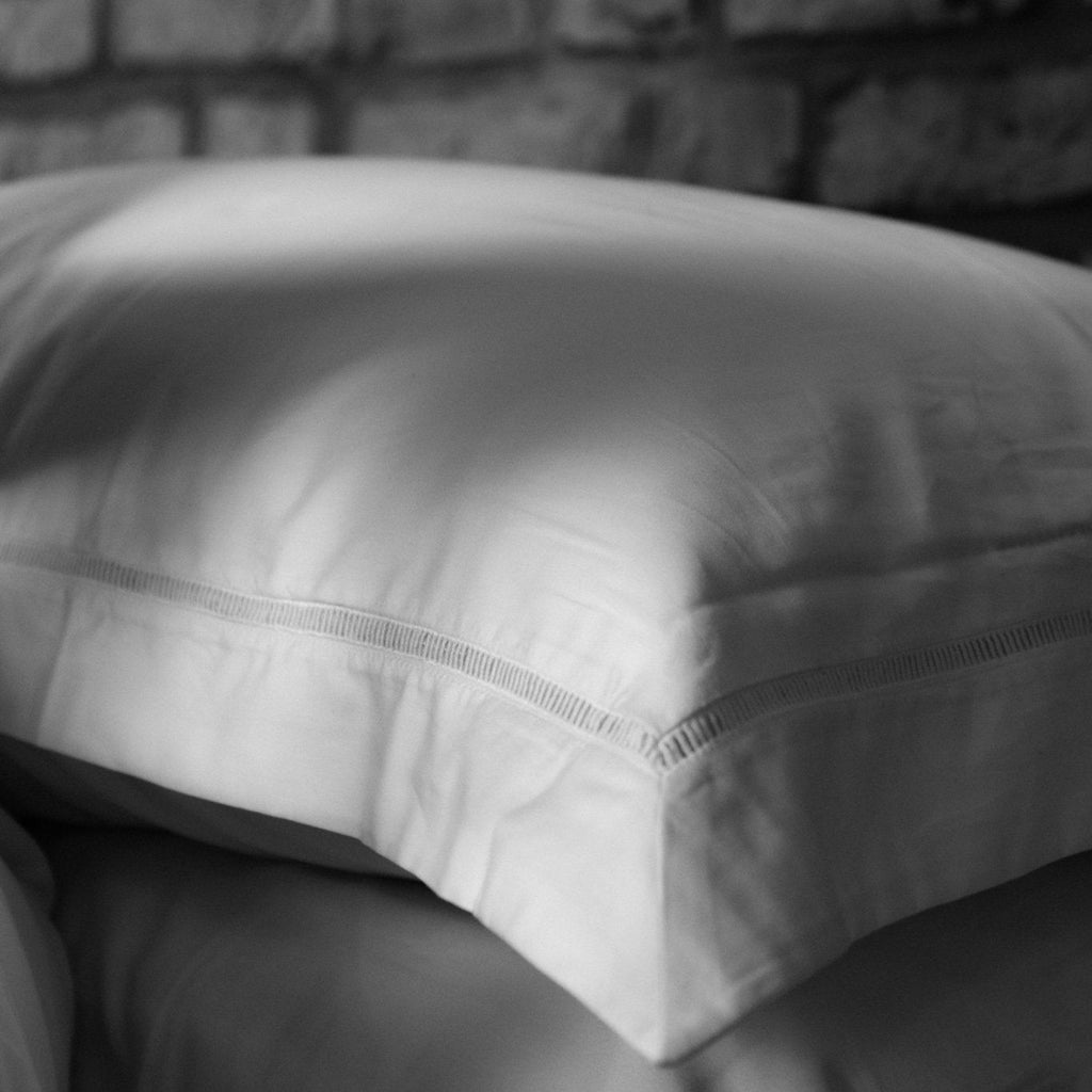 Amalfi White Bed Bundle