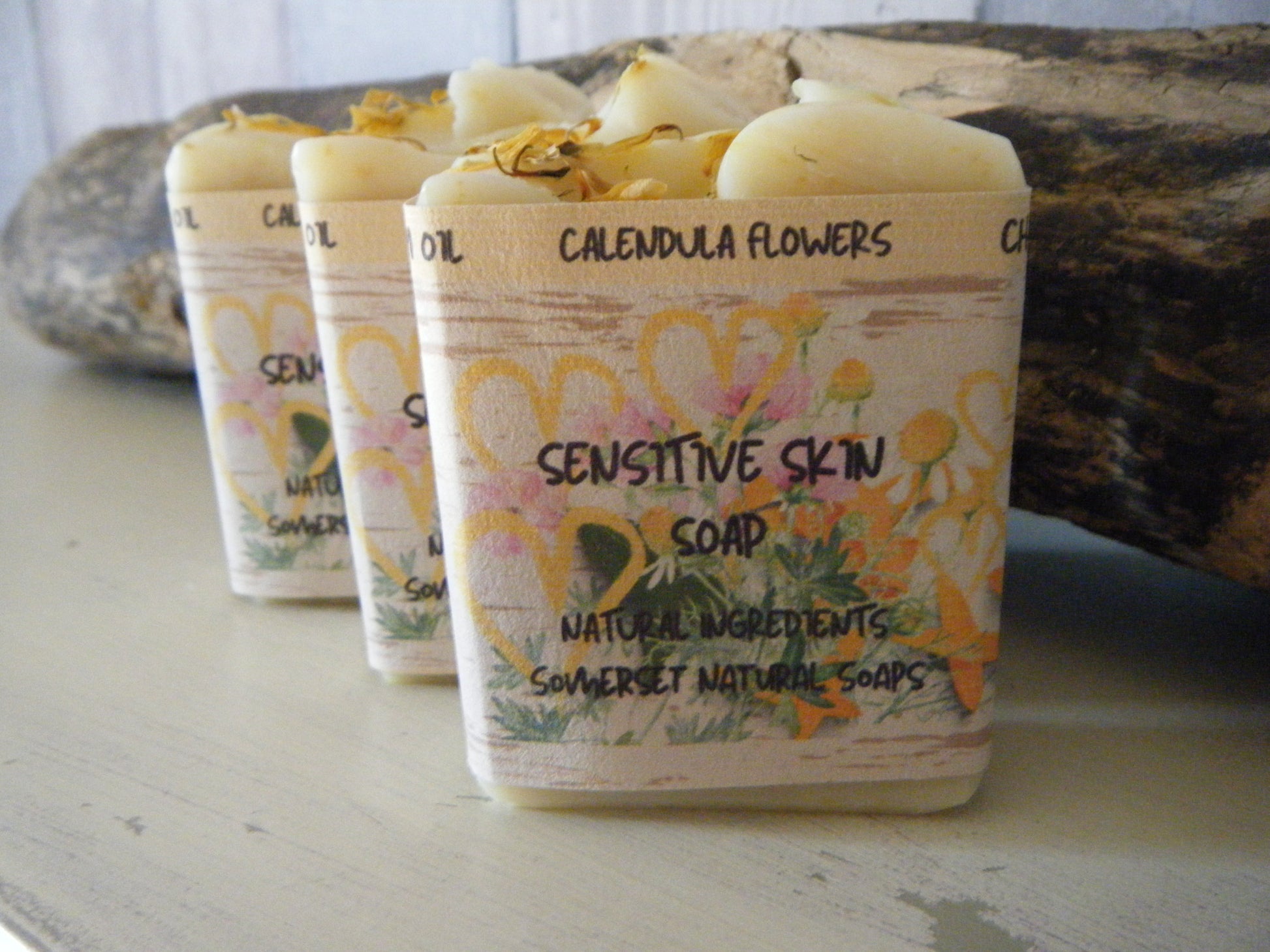 Sensitive Skin Vegan Soap Bar with Chamomile and Geranium