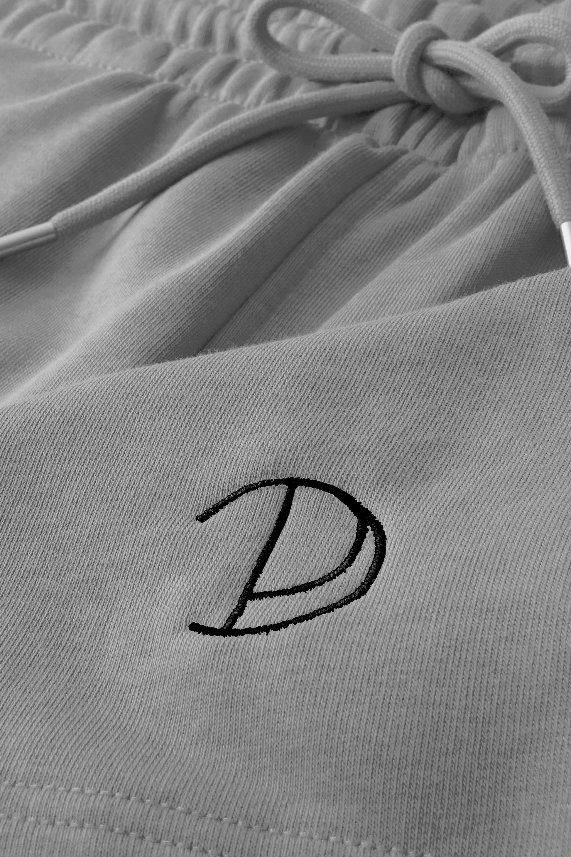 Embroidered P Shorts in Grey