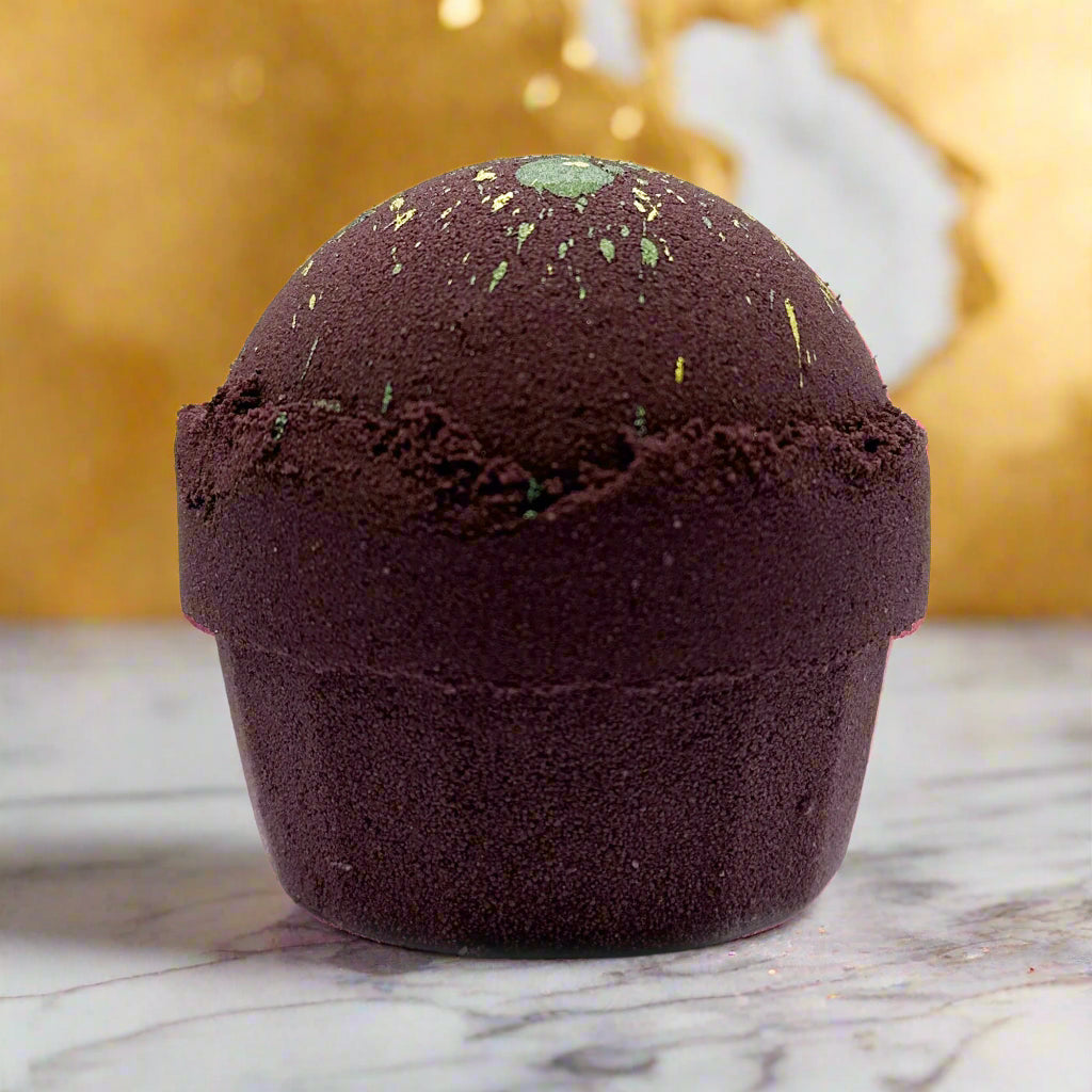 Emerald Oudh Truffle Bath Bomb