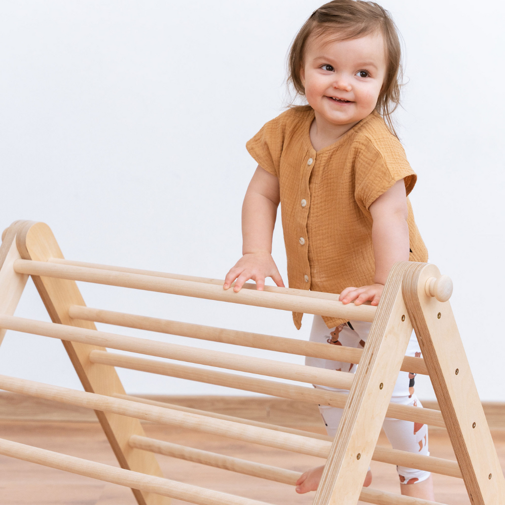 SIPITRI Climbing Triangle – Fun & Safe Play for Toddlers by Ette Tete at www.brixbailey.com